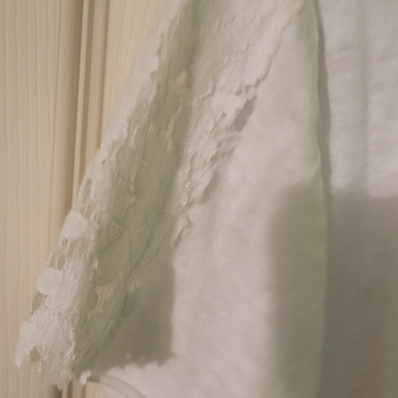 Victoria Secrets top - Picture 4 of 4